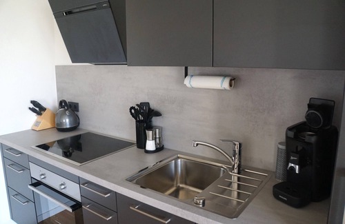 Bad Schussenried Apartment | Moderne Ferienwohnung mit Garten - 5 Minuten zum Kloster