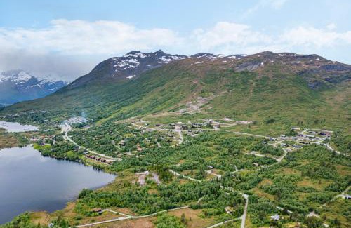 Sykkylven House | Moderne hytte på Fjellsætra med Jacuzzi