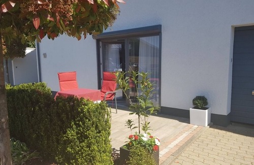 Buergstadt Apartment | Modernes Apartment mit Terrasse