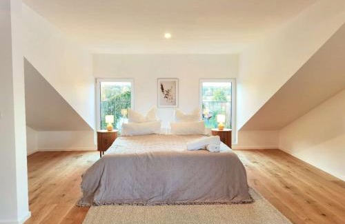 Egelsbach House | Modernes Haus in der Nähe des Flüghafens mit WLAN,Parkplatz,Terrasse