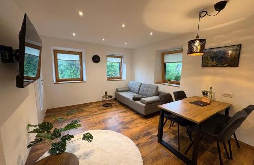Bad Durrnberg Apartment | Modernes Serviced Apartment - FeWo Land Idyll