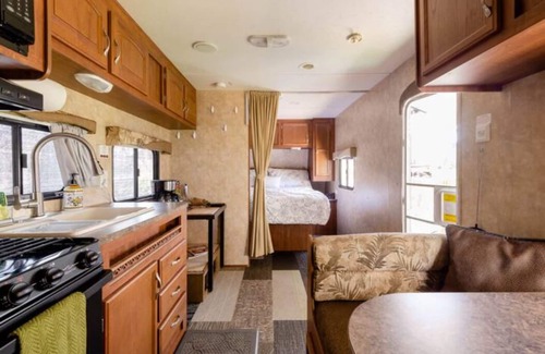 North Albuquerque Acres House | ✅Modesto Gardens ✓Hot Tub ✓Sauna ✓Garden ✓360° Views