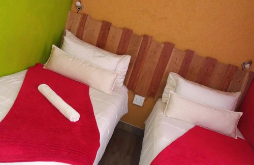 Maseru Bed & Breakfast | Mohalalitoe Bed and Breakfast