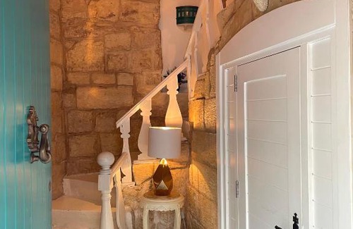 Birkirkara House | Moi