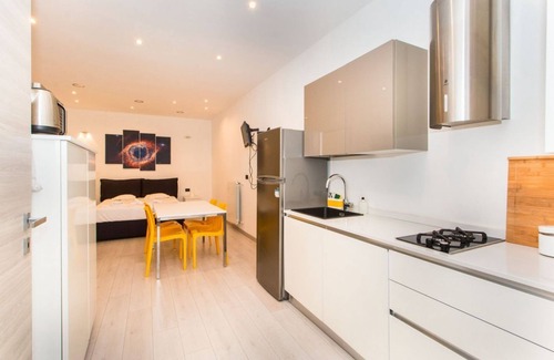 Vanchiglia Apartment | Mole Antonelliana & Royal Gardens Cozy Studio