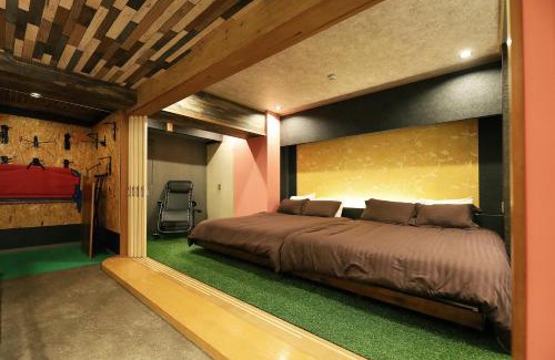 Minami Apartment | MolinHotels501-札幌市定山渓天然温泉に紅葉シーズン到来-W-beds4&S-beds6