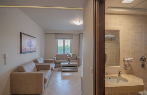 Kissamos Hotel | Molos Bay Hotel