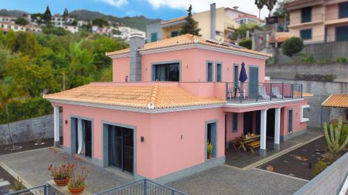 Sao Roque House | Mon Rêve Portugais by LovelyStay