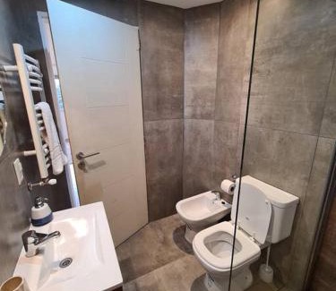 Playa Bonita Apartment | Monoambiente con vista al lago