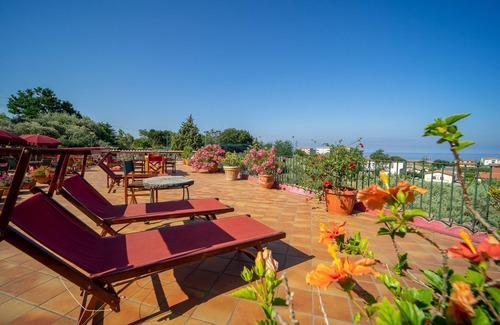 Falconara Albanese Apartment | MONOLOCALI AT 200 mt FROM THE SEA IN A CASALE OF THE '700