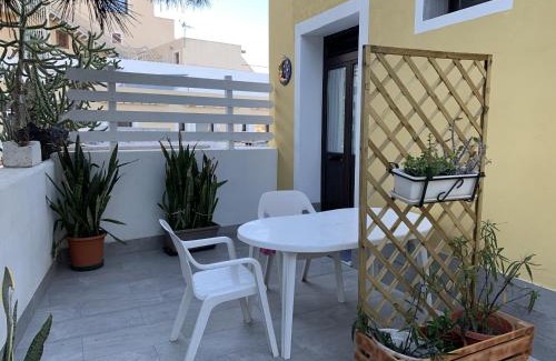 Lampedusa Apartment | Monolocale “Andromeda” a due passi dalla Guitgia