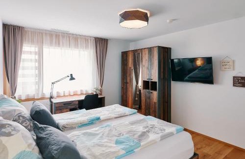 Flims Apartment | Montanas - Luxuswohnung mit Kamin - Nahe Caumasee & Talstation