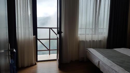 Kazbegi Hotel | Monte Hotel