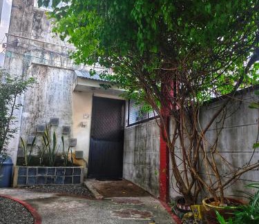 Alaminos Bed & Breakfast | Monte Rio Gardens Bed & Breakfast