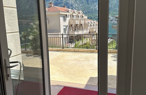 Kotor Hotel | MonteBay Perla