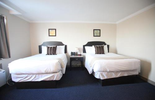York University Heights Hotel | Montecassino Hotel & Event Centre