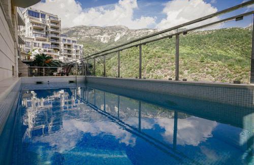 Becici Apartment | Montehome sea view