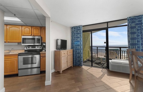Myrtle Beach Hotel | Monterey Bay Suites