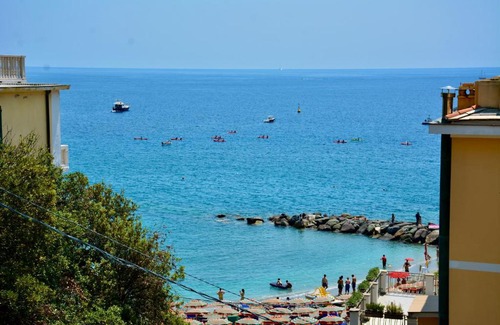 Cinque Terre House | Monterosso Rooms