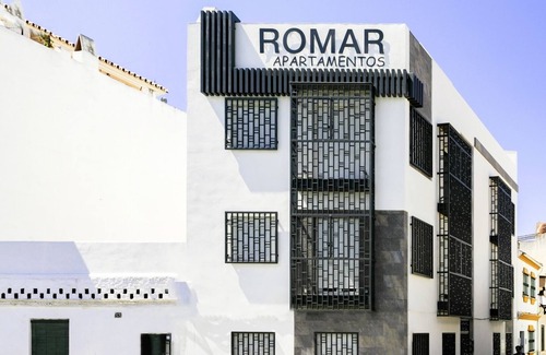 Carretera de Cadiz Apartment | Montesa 3
