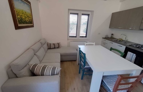 Villa Castelli House | "Montescotano House"
