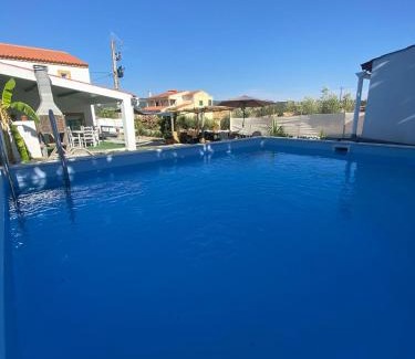 Nisa Apartment | Montesinhos - T4 com piscina
