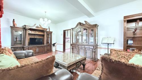 Itzehoe Apartment | Monteur Unterkunft in Itzehoe freistehendes Haus mit Keller & großem Außenbereich