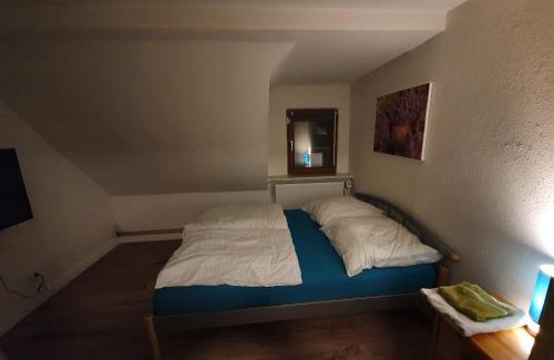 Neumuenster Apartment | Monteur wohnung in Neumünster 2 Zimmer Dachgeschoss
