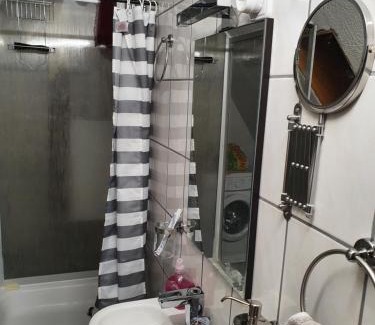 Neumuenster Apartment | Monteur wohnung in Neumünster 2 Zimmer Dachgeschoss