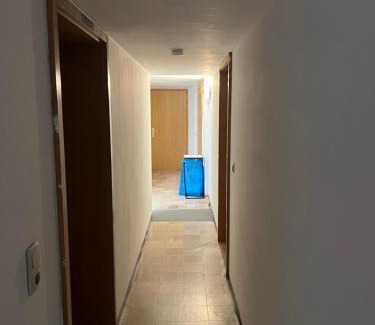 Kempten House | Monteurzimmer Basic Zentrale Unterkunft mit Gemeinschaftsbädern