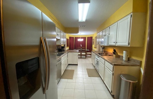 Cordova House | MONTHLY STAYS-Comfortable 4-Bedroom Home with Pool, Near Shelby Park