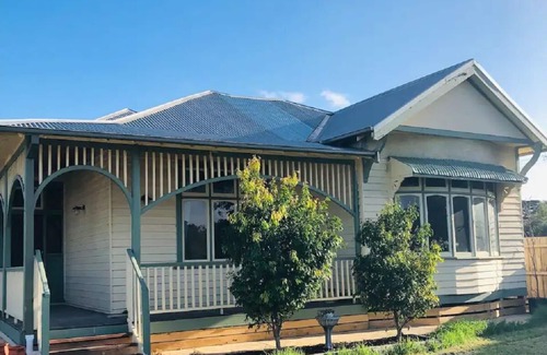 Moolap House | Montreux on High Country Feel 5 minutes from CBD