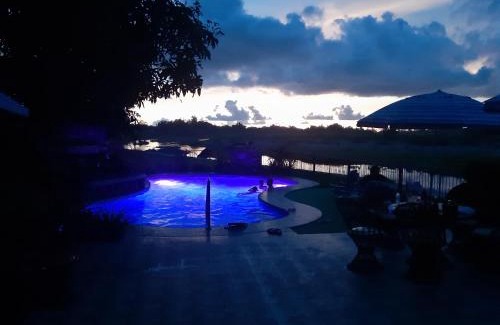 San Antonio Resort | Monty's Riverside View Resort