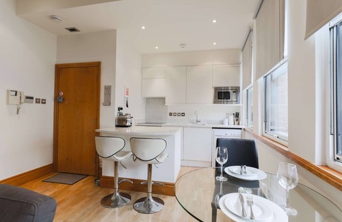 Billingsgate Apartment | Monument by Excel Apartments, London – Perfect for Short Lets and Corporate Stays
