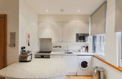 Billingsgate Apartment | Monument by Excel Apartments, London – Perfect for Short Lets and Corporate Stays