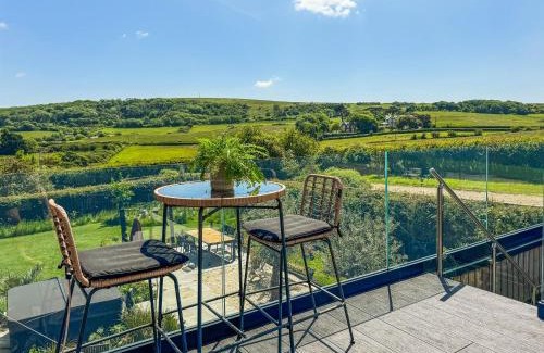 Totland Bay House | Monument House