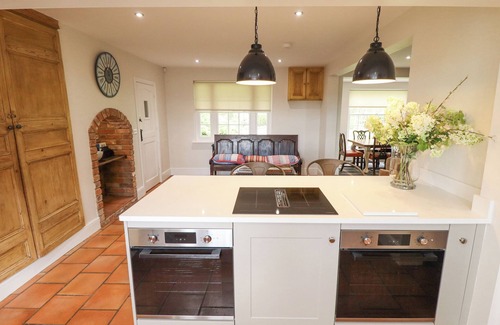 Burringham Cottage | Moon Field Lodge