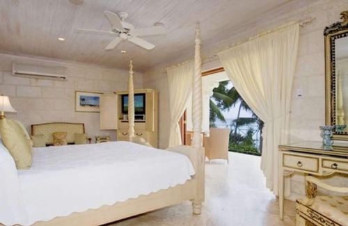 Weston House | Moon Reach Luxury house