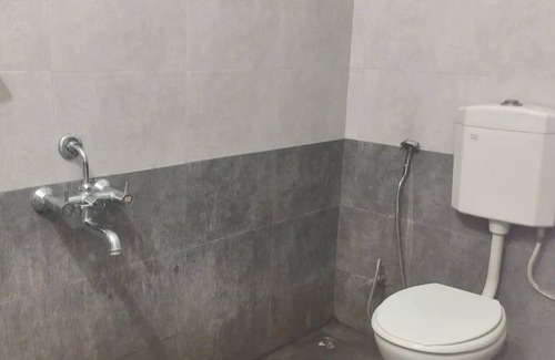 Devikolam Hotel | Moon Way