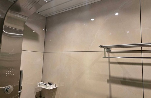 Kakkanad Hotel | Moonbasa Boutique Hotel & Spa, Infopark, Kakkanad