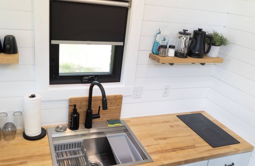 Merrill Cabin | Moonbase Tiny Home - Titan