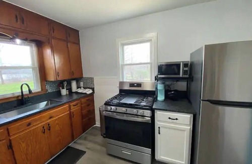 Springdale House | Moonlight on the White- Fayetteville river cabin