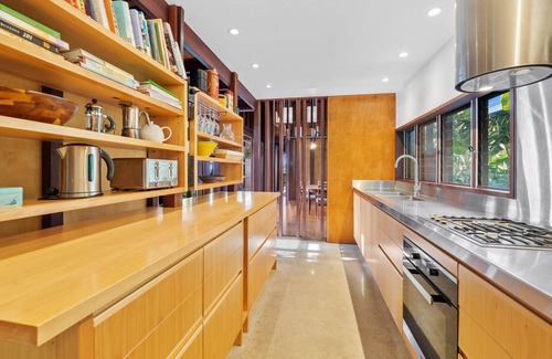 Point Lookout House | Moonshine Beach Shack by Discover Stradbroke