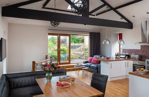 Foulridge Cottage | MOORLANDS MANOR, family friendly, luxury holiday cottage in Foulridge
