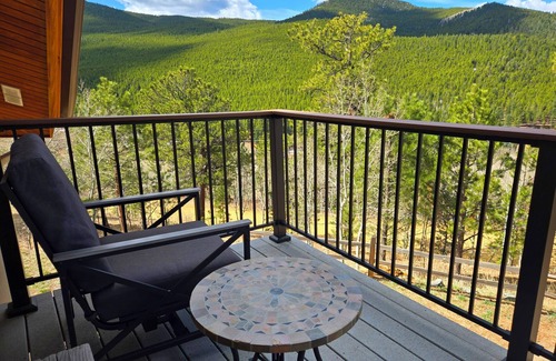 Golden Gate Canyon House | Moose Manor – Antlers, Aspens, and Alpine Peace in the Heart of the Rockies