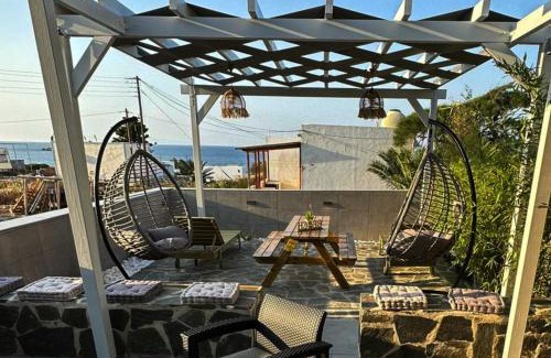 Mandrakia Apartment | Mora Houses