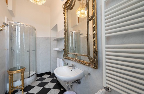 Genoa Historical Centre House | Morali Palace