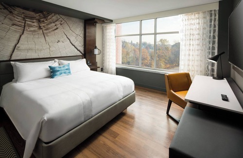 Morgantown Hotel | Morgantown Marriott at Waterfront Place