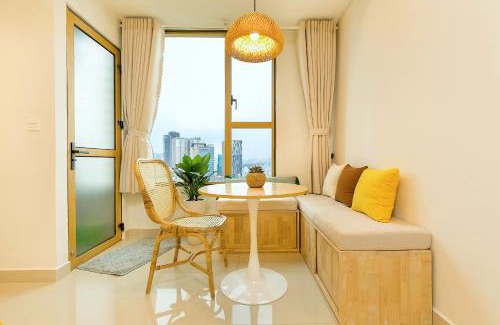 Bach Dang Riverside Apartment | Morning Sunshine at River Gate free Pool