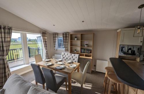 Great Yarmouth Resort | Morrelo View 24, Cherry Tree Holiday park.